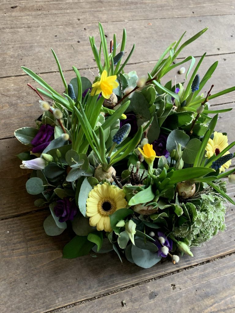 Living Wreath Funeral Flowers | Buy Online | Malmesbury | Gloucestershire